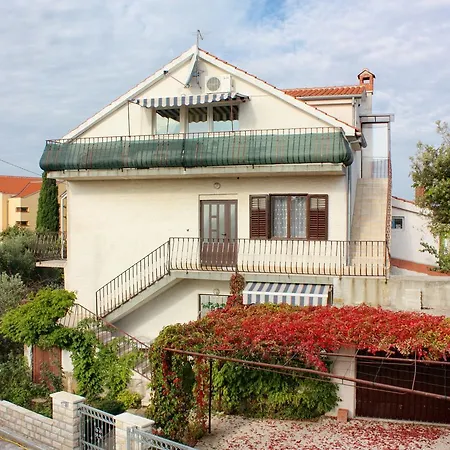 5777c Apartment Sukošan