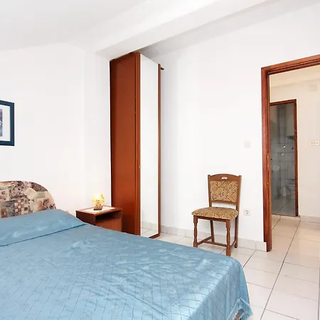 5777c Apartment *