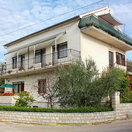 5777c Sukošan